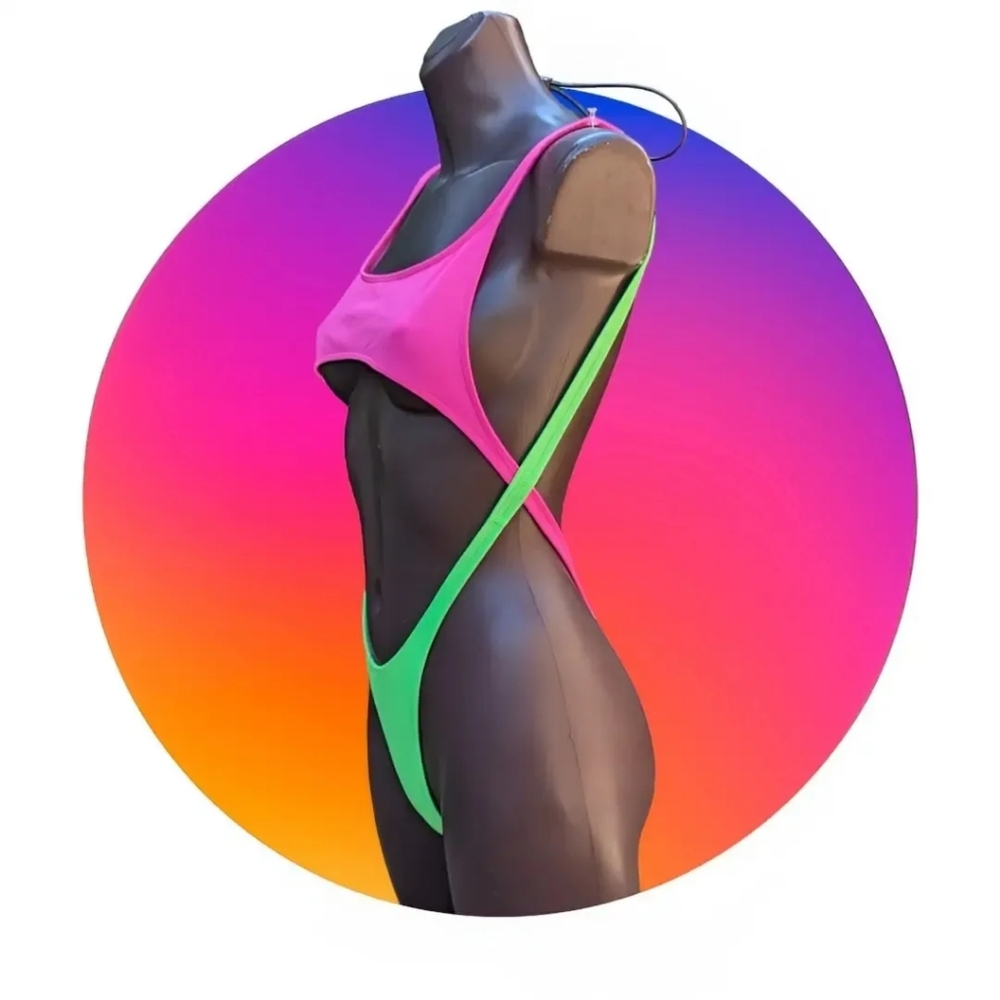 One Piece Criss Cross.